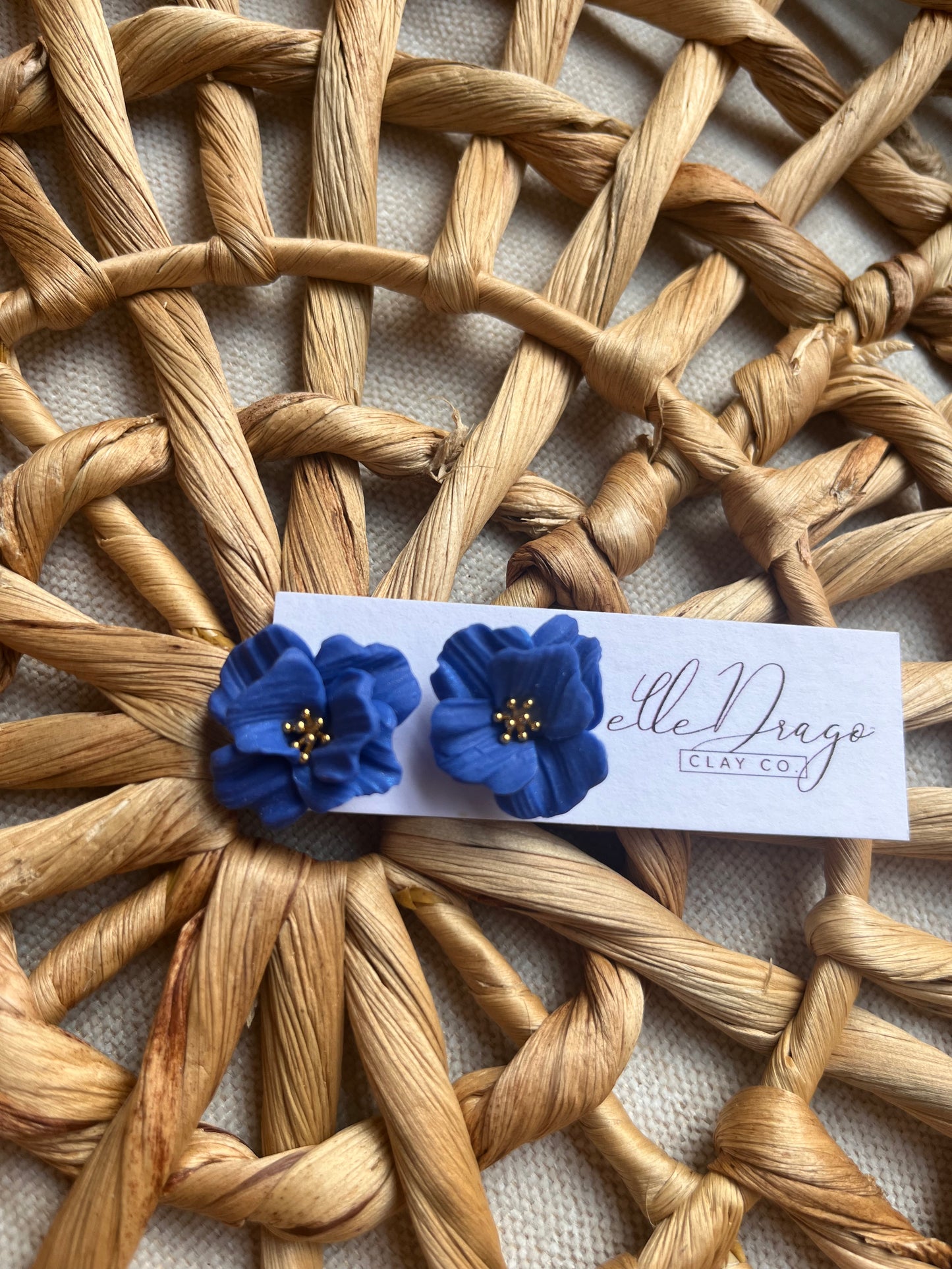 Mini flower studs