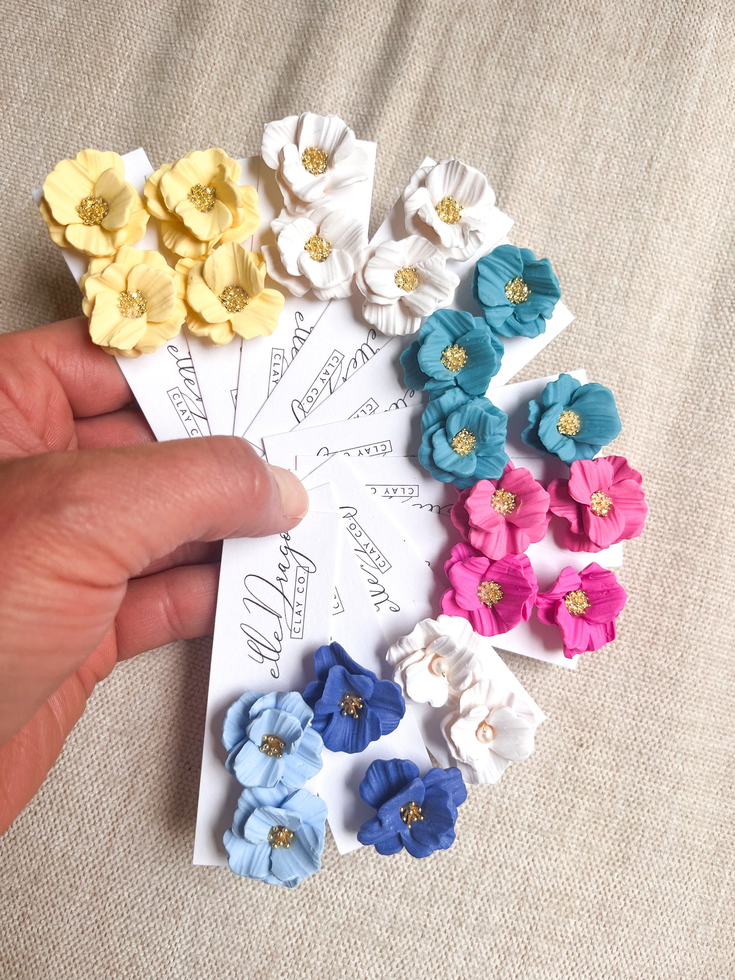 Mini flower studs