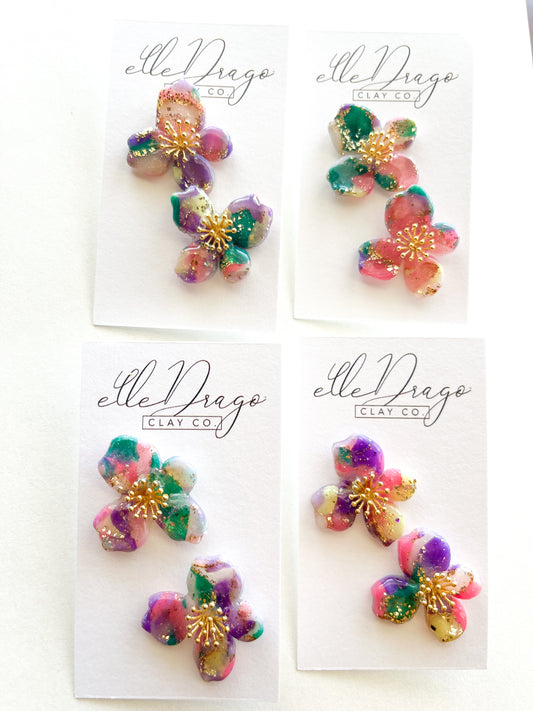 Estelle translucent Flower studs